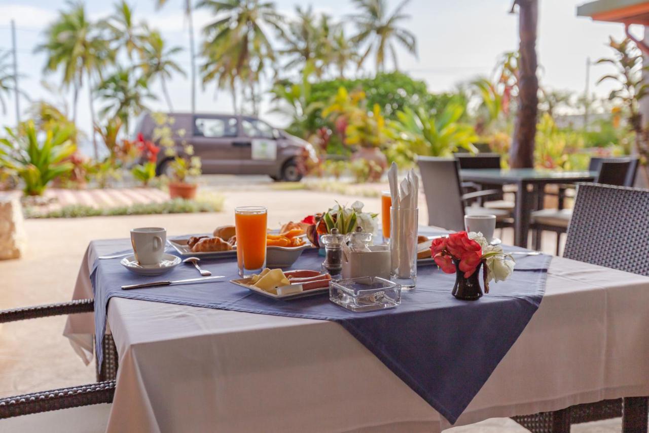 Hotel Oasis De Kiamu Lifou Dış mekan fotoğraf