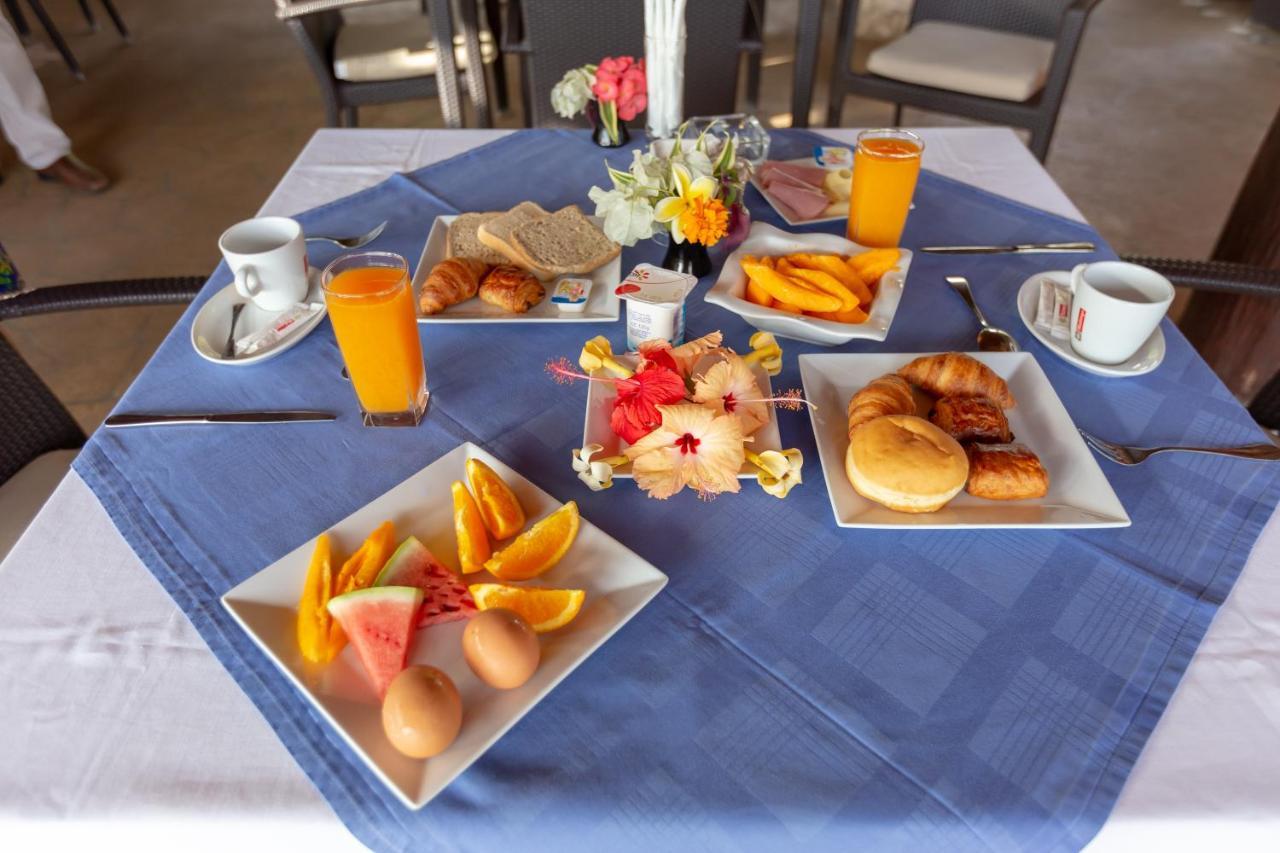 Hotel Oasis De Kiamu Lifou Dış mekan fotoğraf