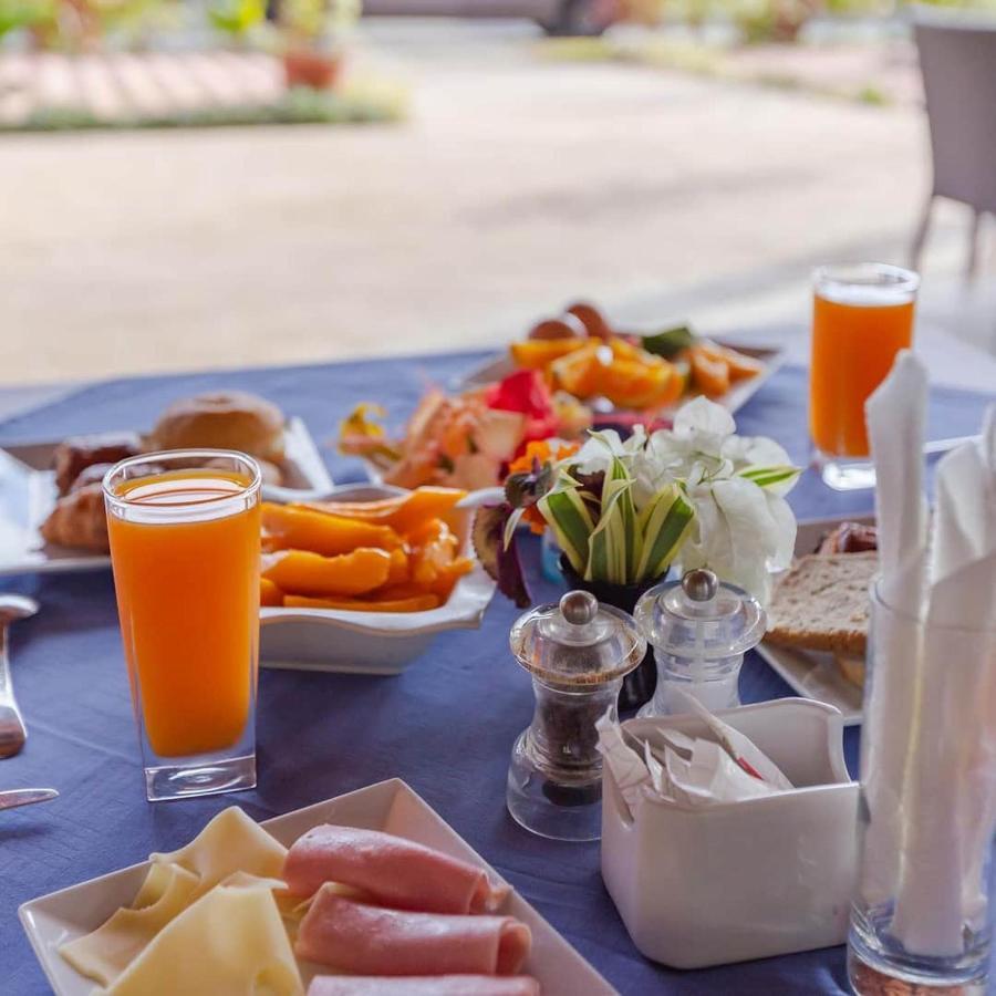 Hotel Oasis De Kiamu Lifou Dış mekan fotoğraf