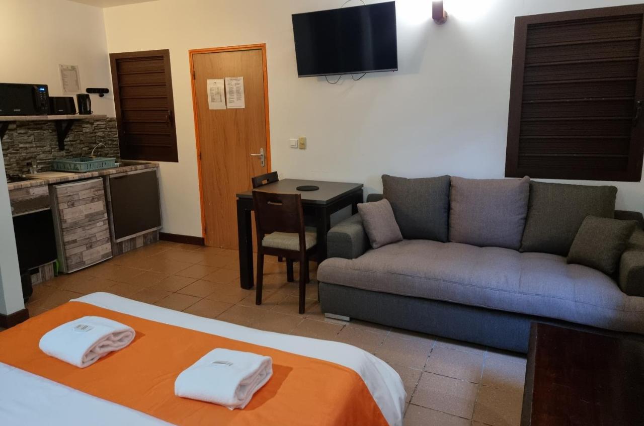 Hotel Oasis De Kiamu Lifou Dış mekan fotoğraf